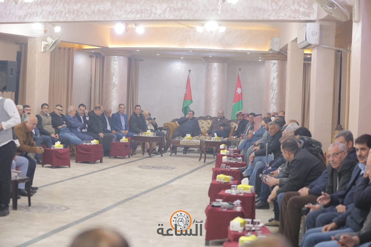 Madar Al-Saa Images 0.468321748892327