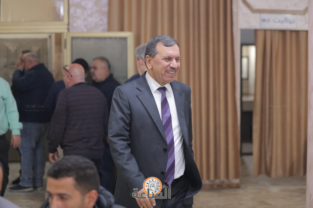 Madar Al-Saa Images 0.8116837458158026