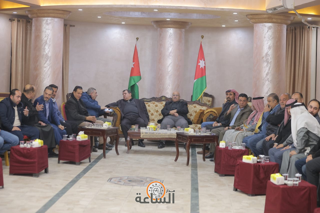 Madar Al-Saa Images 0.36008428792969793