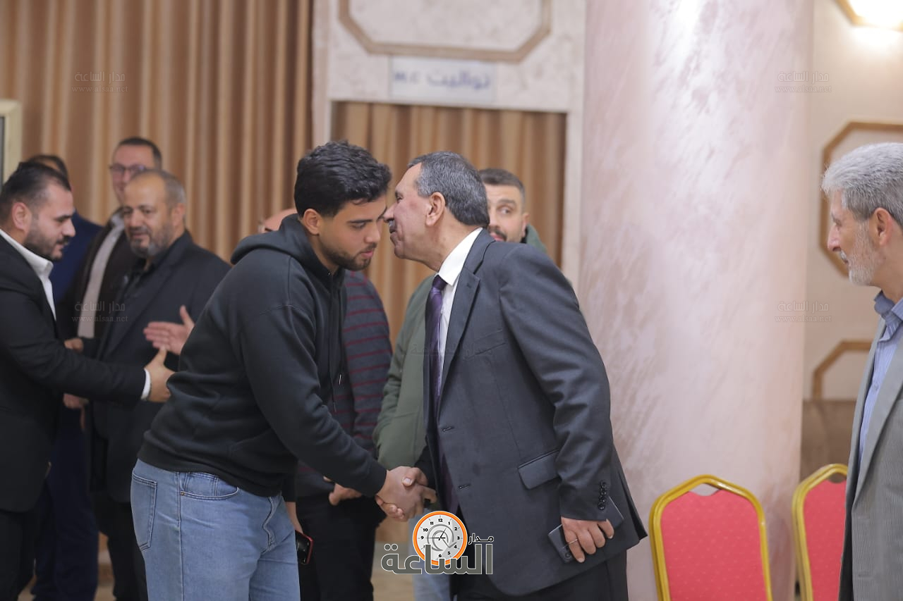 Madar Al-Saa Images 0.8416237171487189