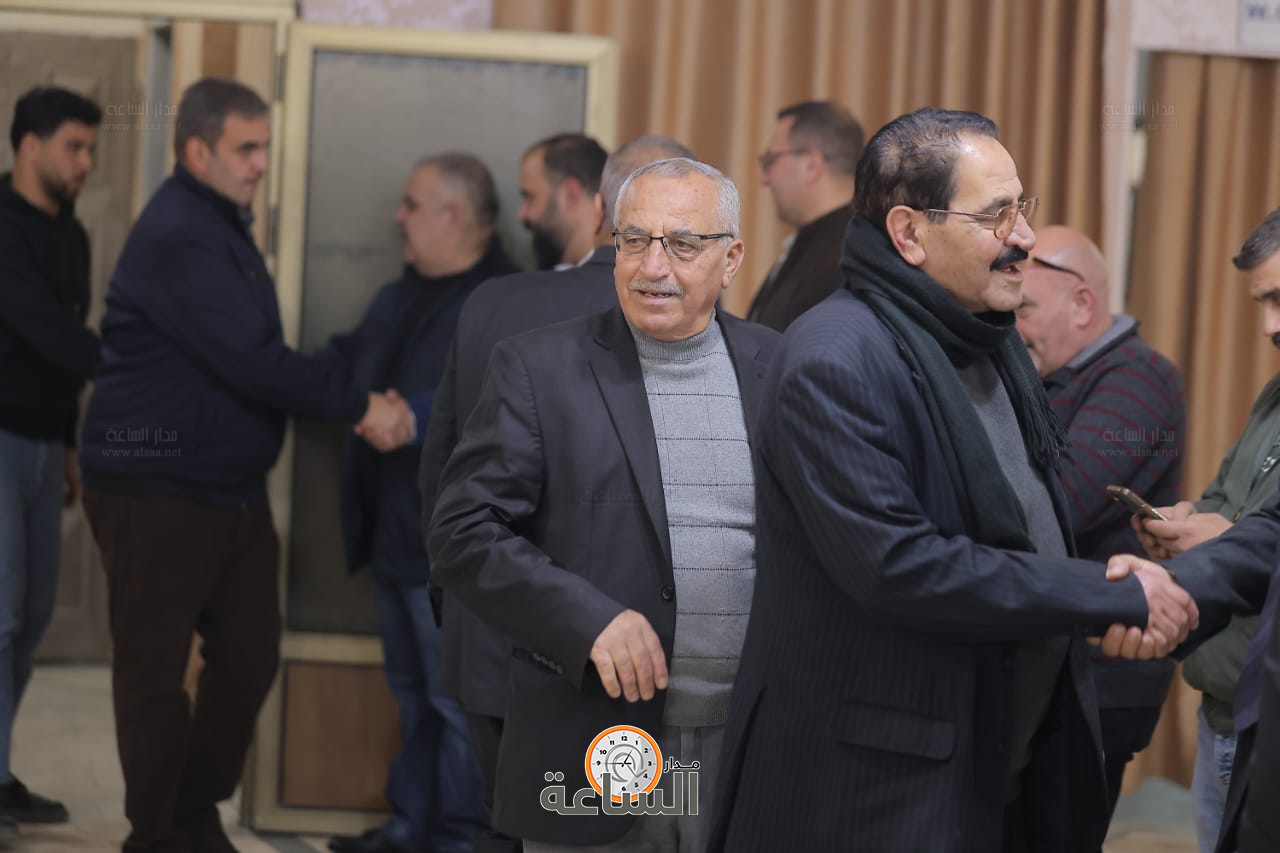 Madar Al-Saa Images 0.5027828378314734