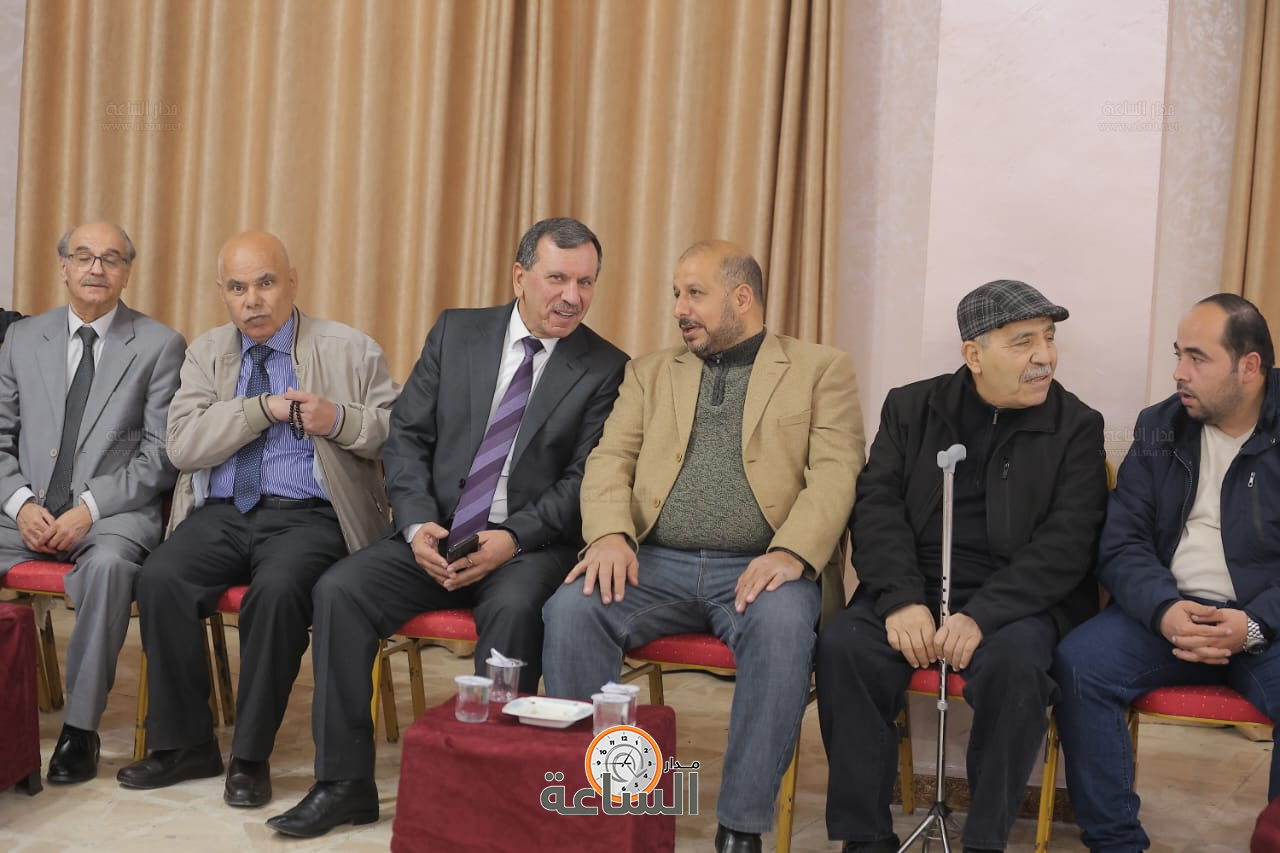 Madar Al-Saa Images 0.44760700316962376