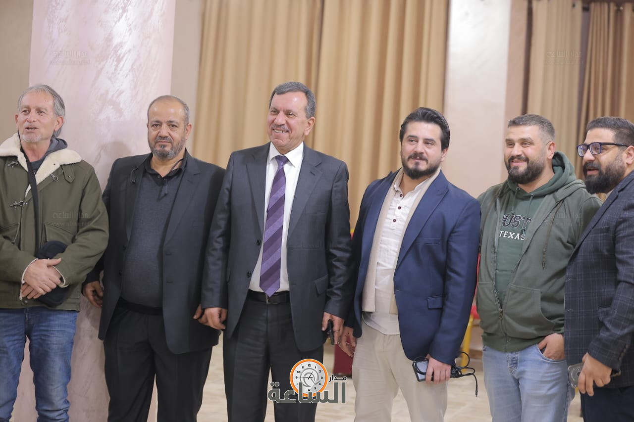 Madar Al-Saa Images 0.02831716924051464