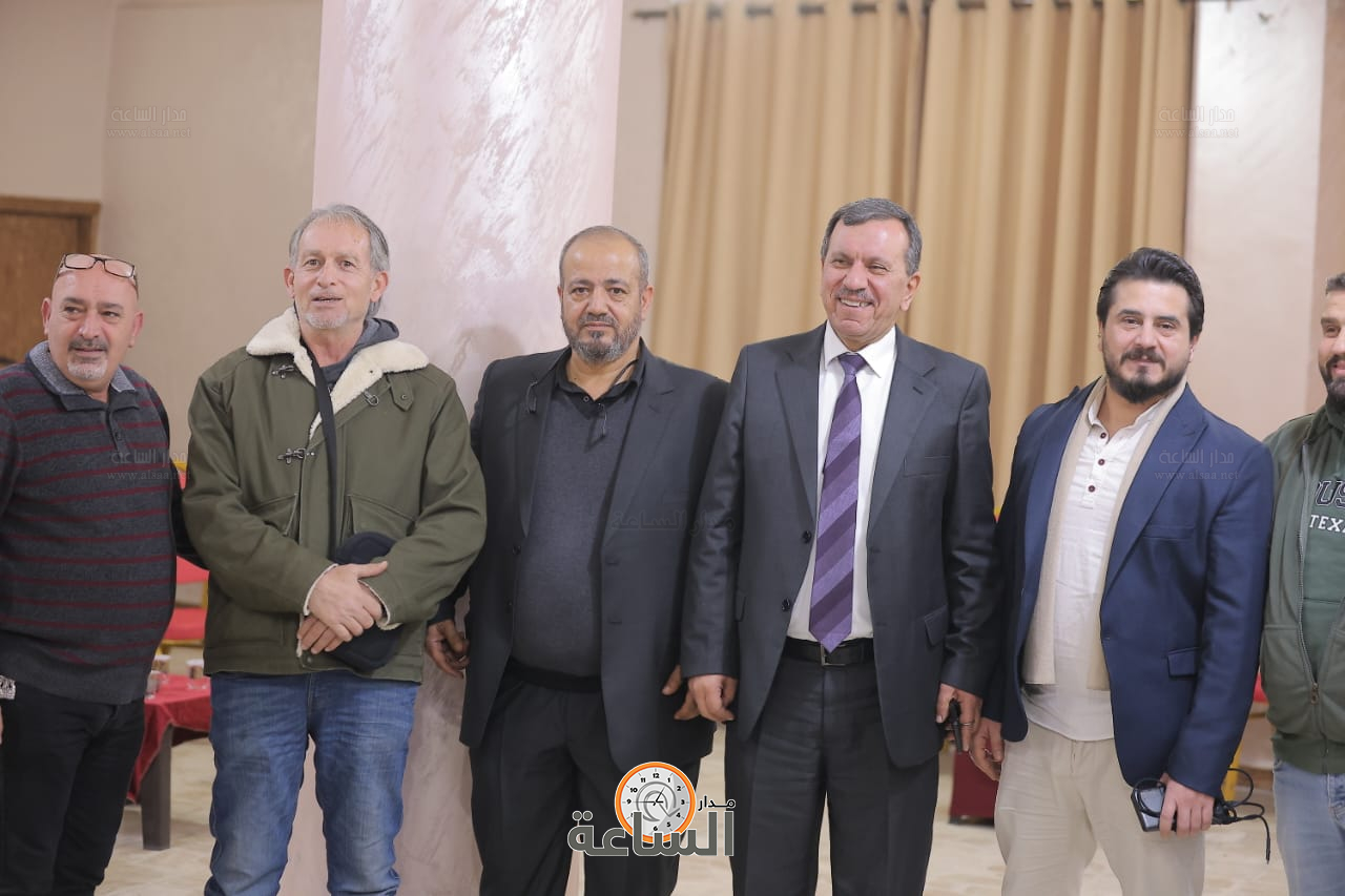 Madar Al-Saa Images 0.18582534158517117