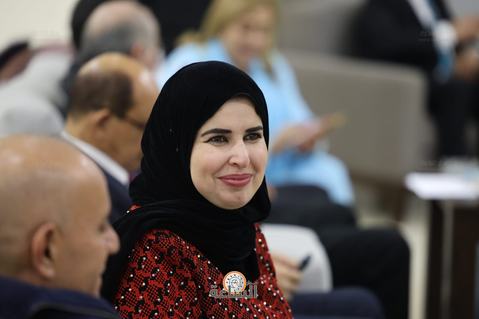 Madar Al-Saa Images 0.30044996712608385