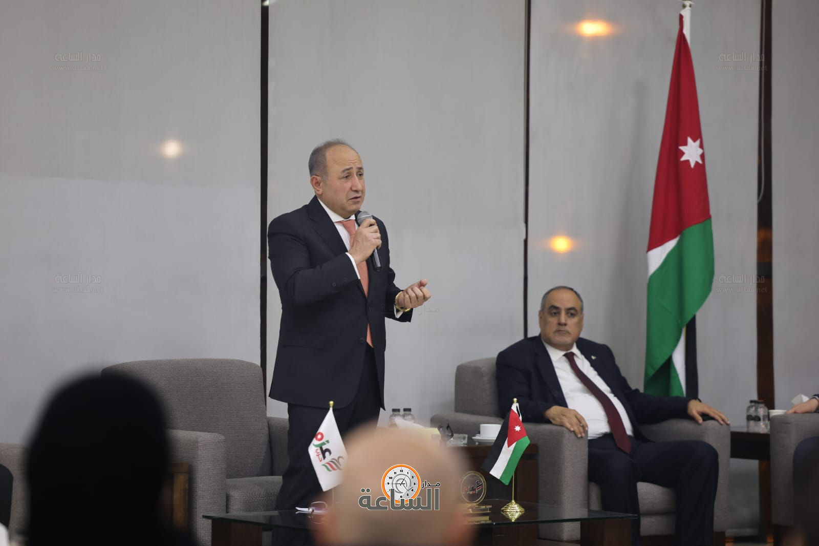 Madar Al-Saa Images 0.7266572036576262