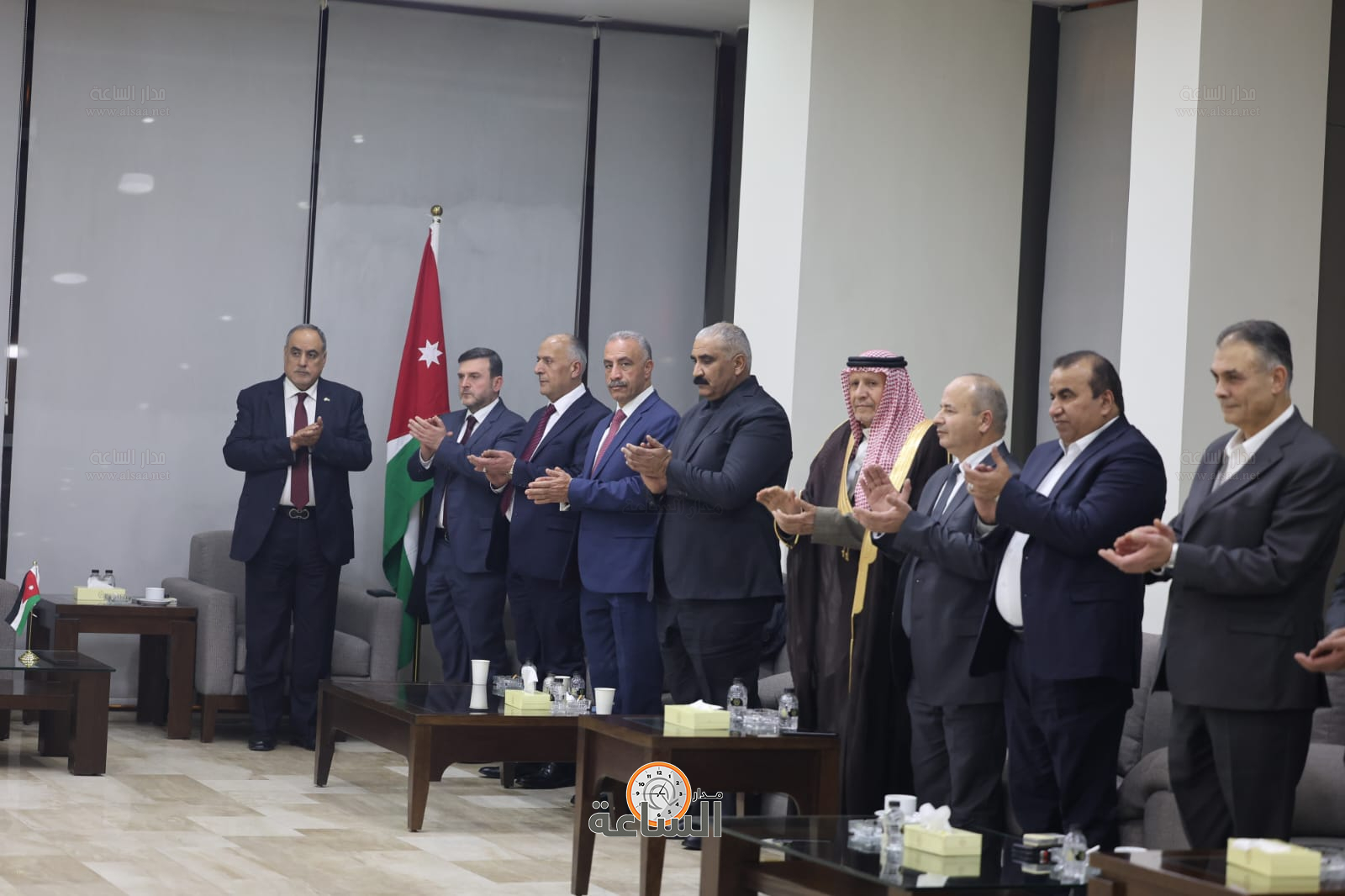 Madar Al-Saa Images 0.8088602707534622