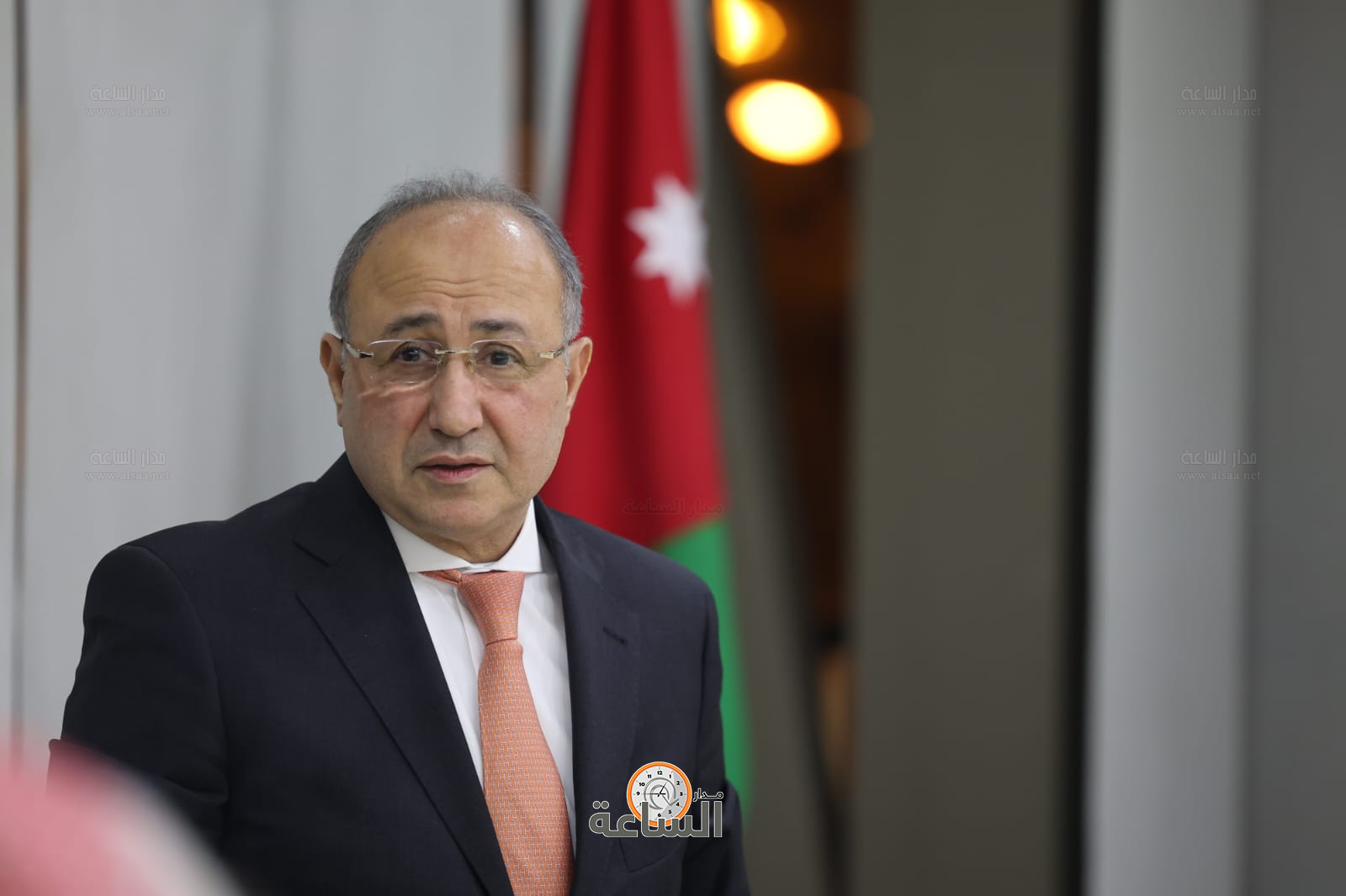 Madar Al-Saa Images 0.4535211566586774