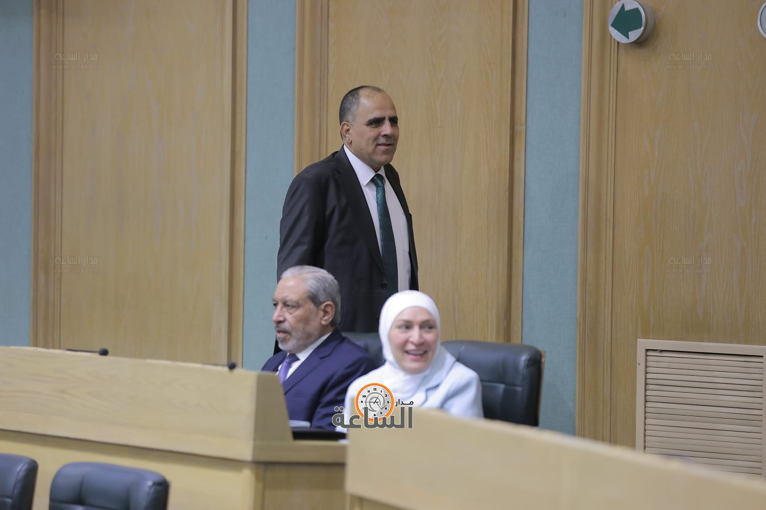 Madar Al-Saa Images 0.5229880244074256