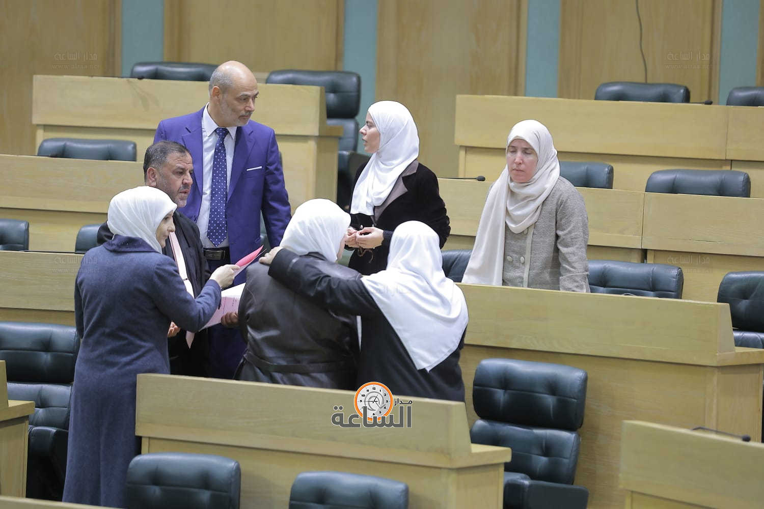 Madar Al-Saa Images 0.9920506194104357