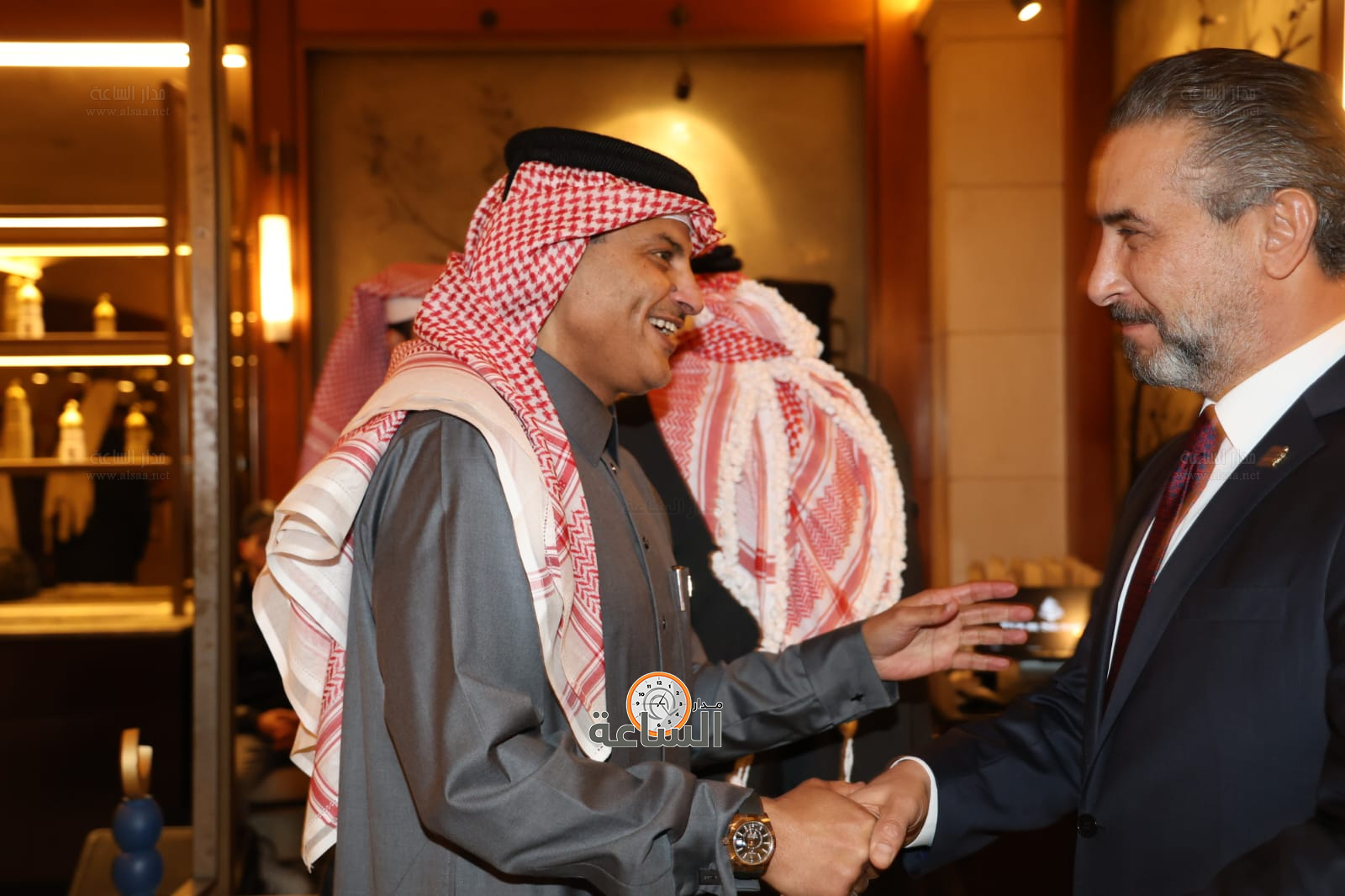 Madar Al-Saa Images 0.1427056637652051