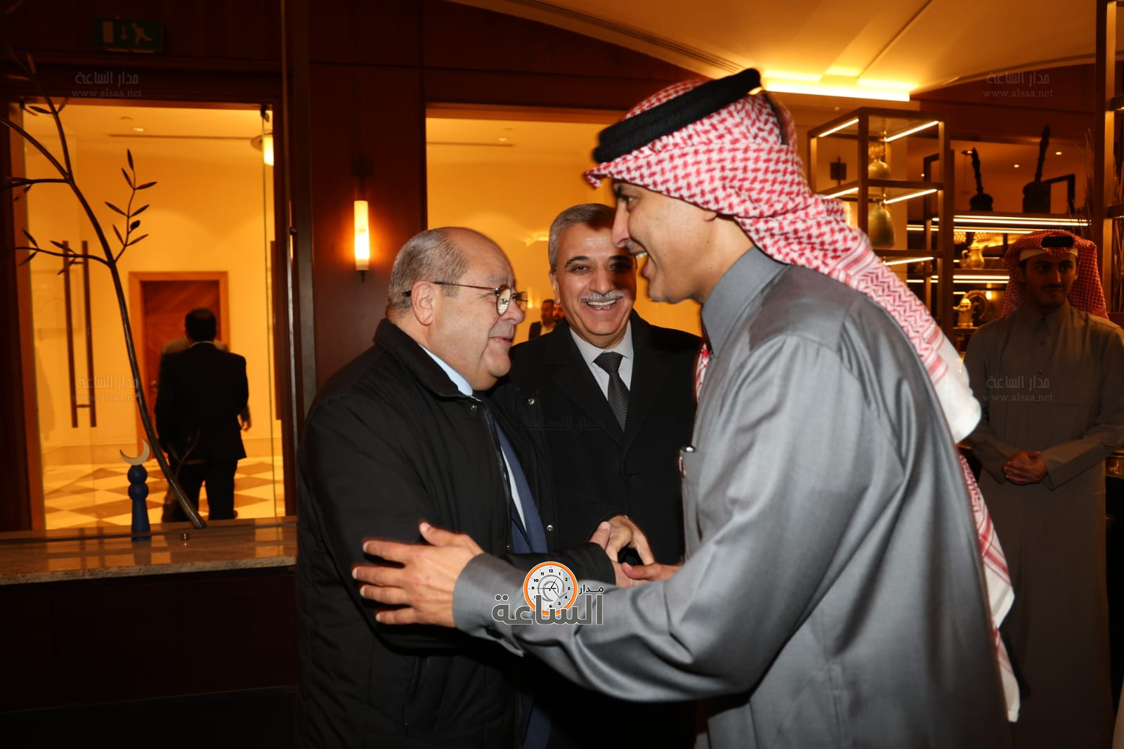 Madar Al-Saa Images 0.12023368669936407