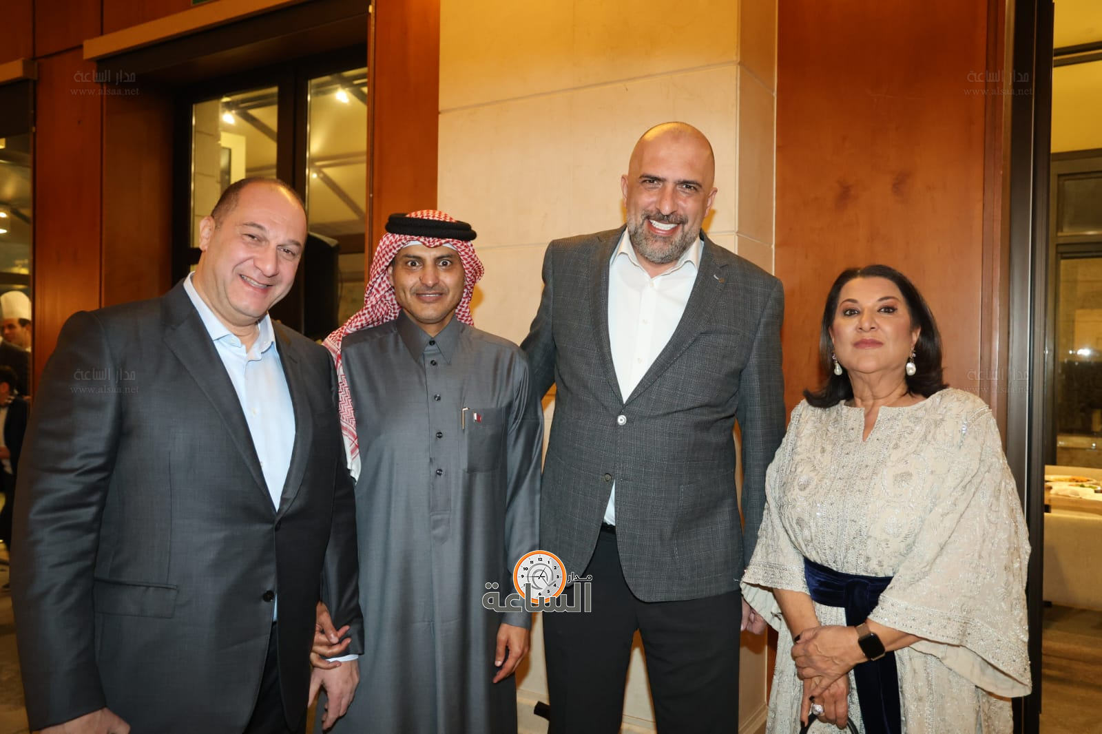 Madar Al-Saa Images 0.3939733076589136