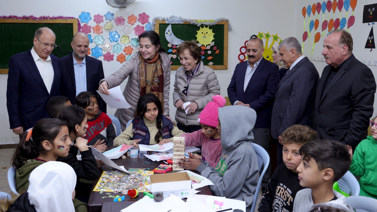 Madar Al-Saa Images 0.7805805479888615