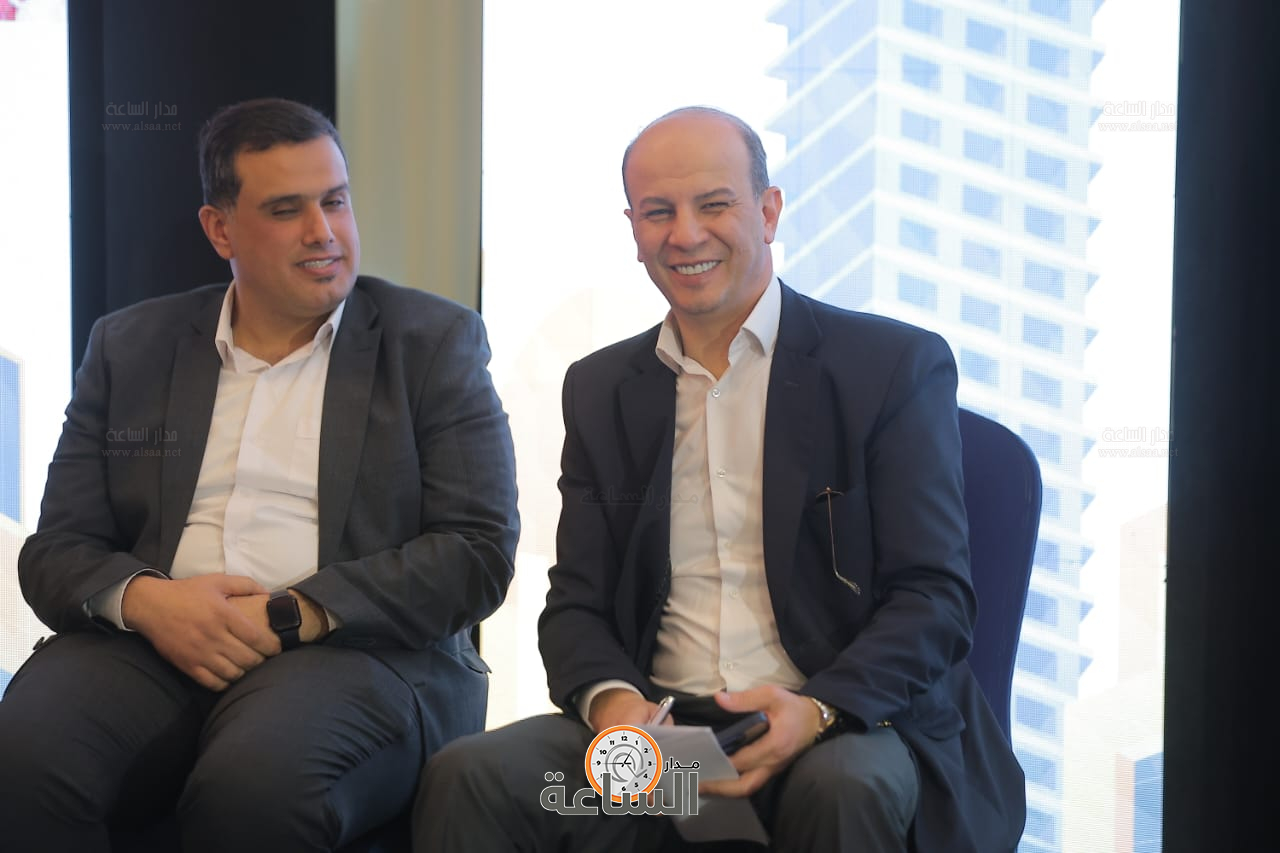 Madar Al-Saa Images 0.10733684274123068