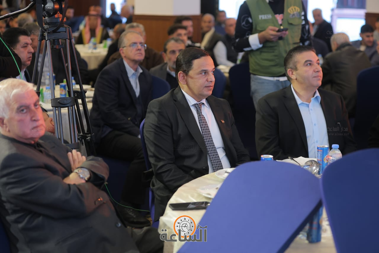 Madar Al-Saa Images 0.7545305314664734