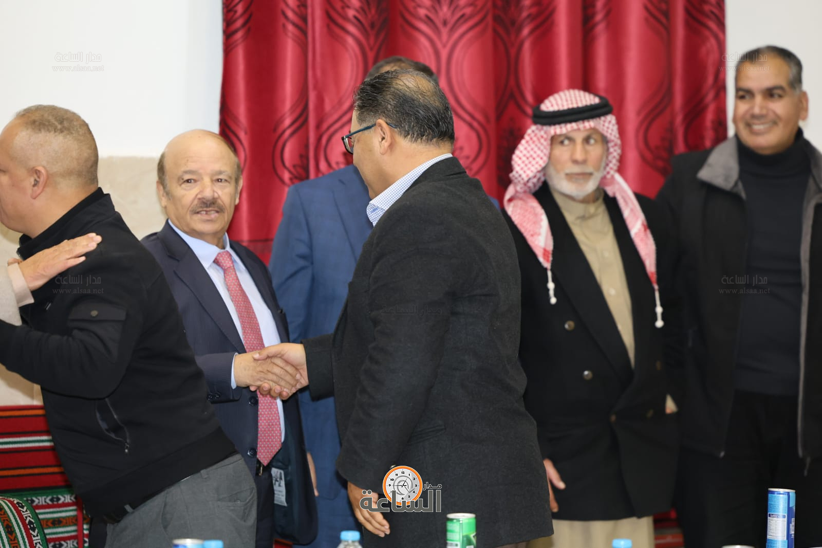 Madar Al-Saa Images 0.8398644411070142