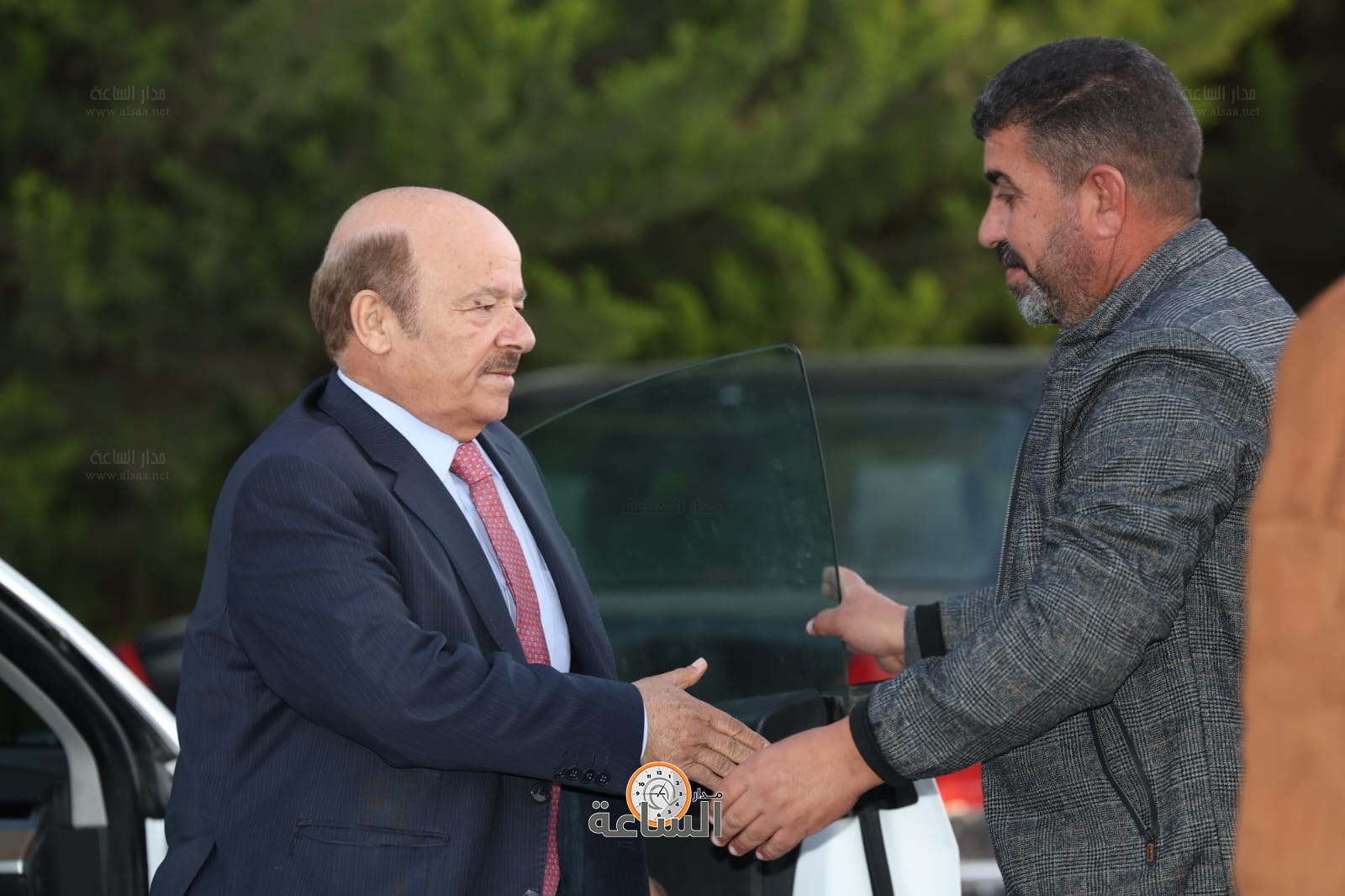 Madar Al-Saa Images 0.35017874035733687