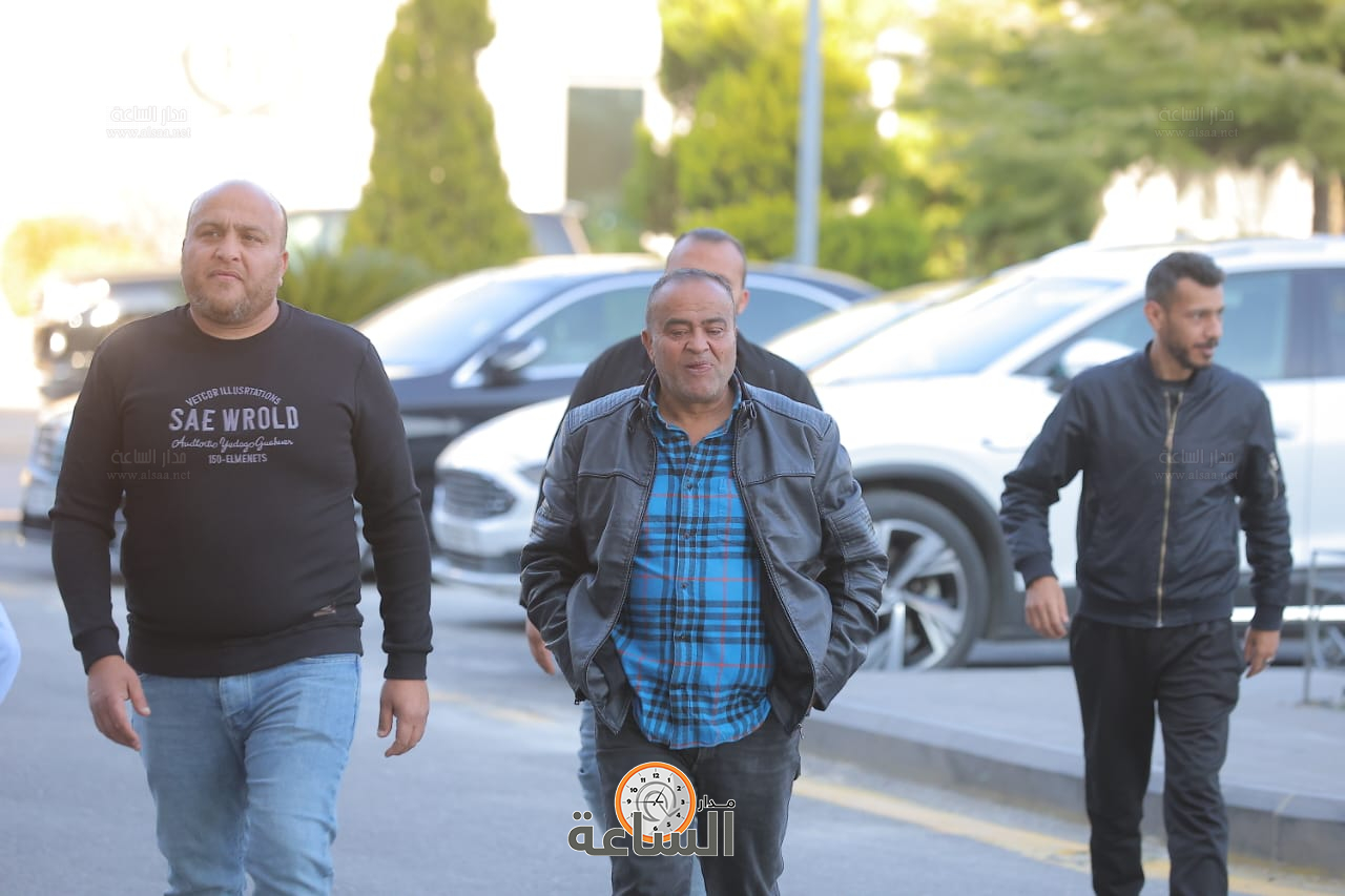 Madar Al-Saa Images 0.8725725430459113