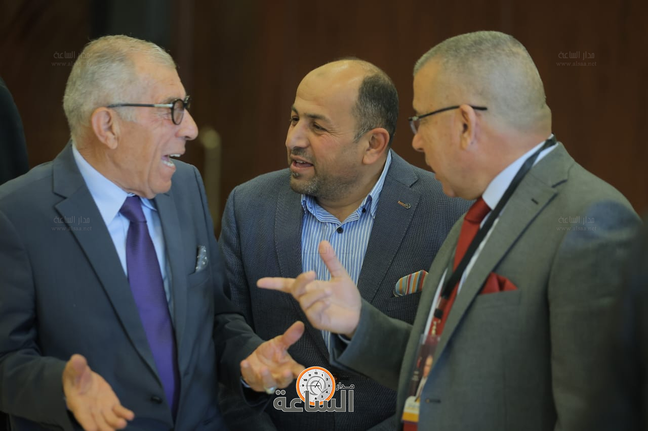 Madar Al-Saa Images 0.7733070192369584