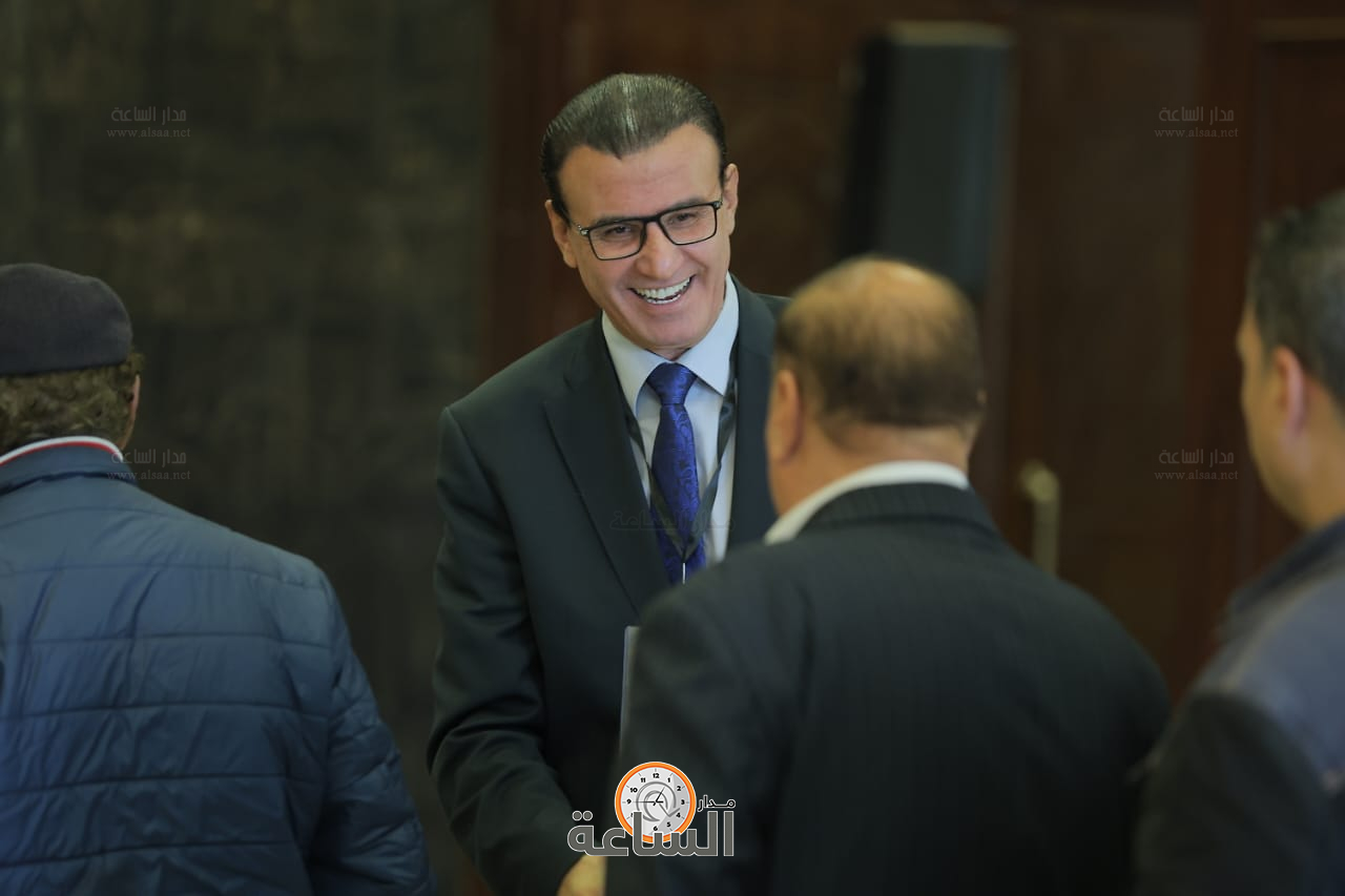 Madar Al-Saa Images 0.8481207732498723