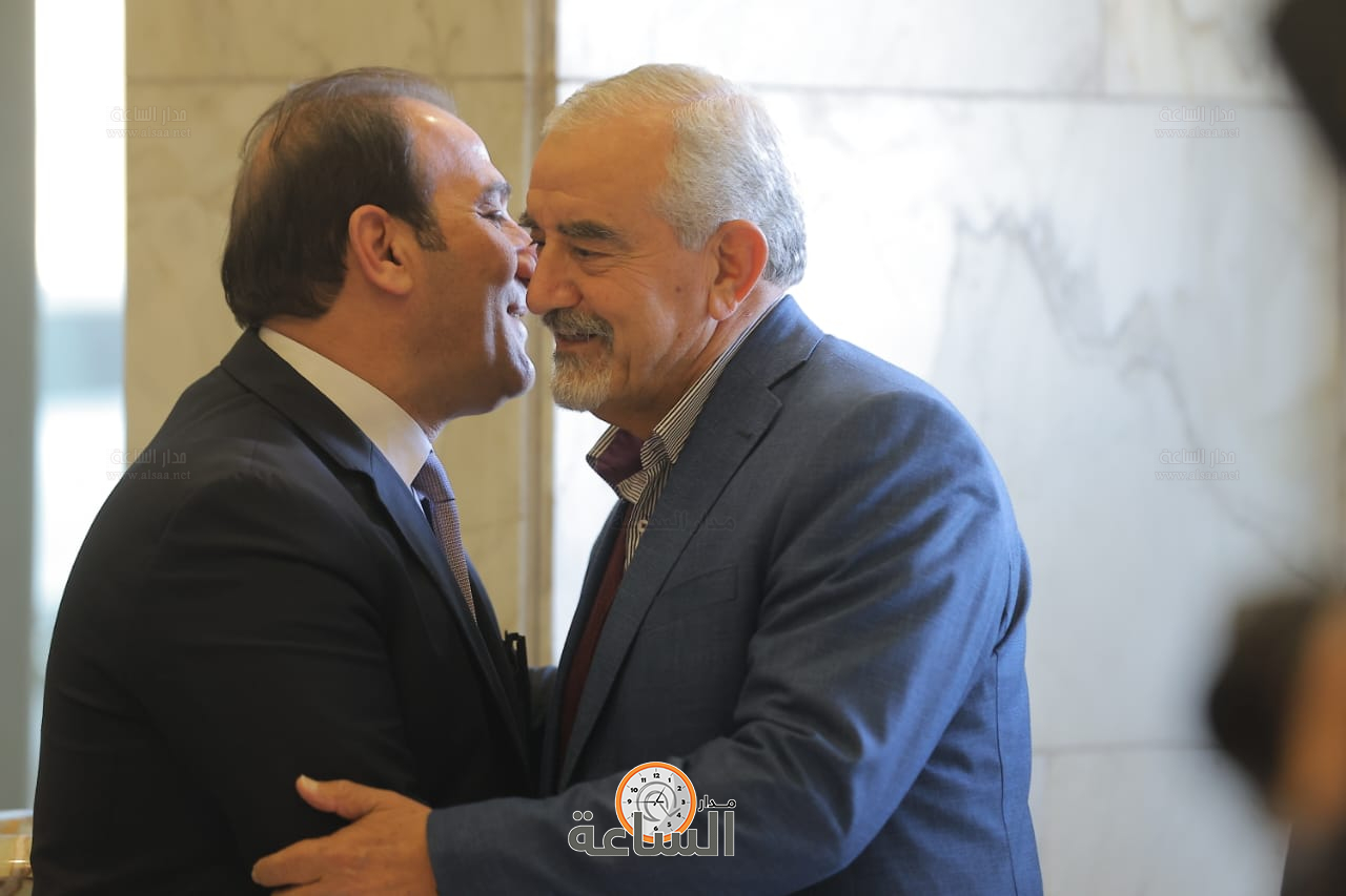 Madar Al-Saa Images 0.7369325049586855