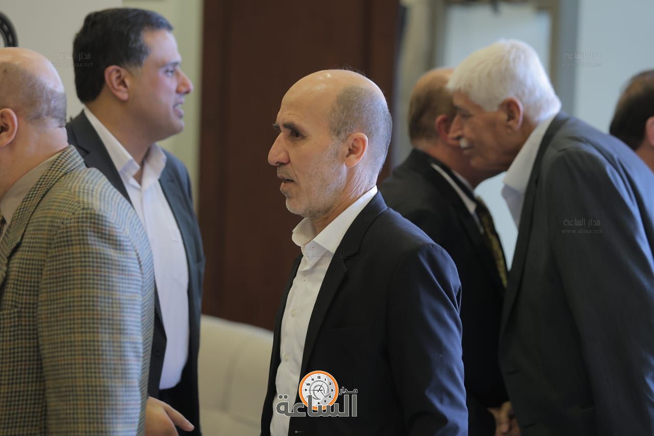 Madar Al-Saa Images 0.4851439606658614