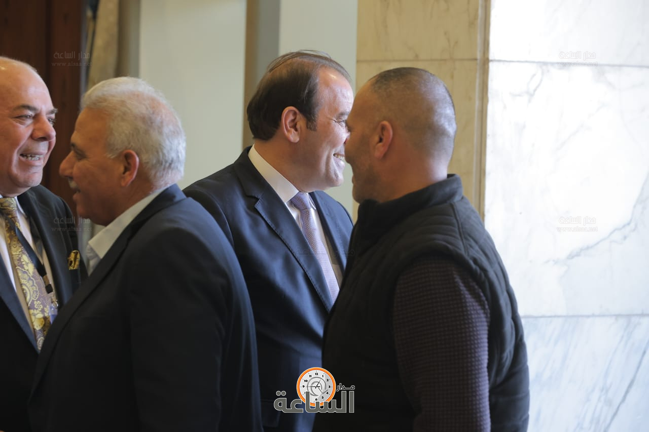 Madar Al-Saa Images 0.727251440410428