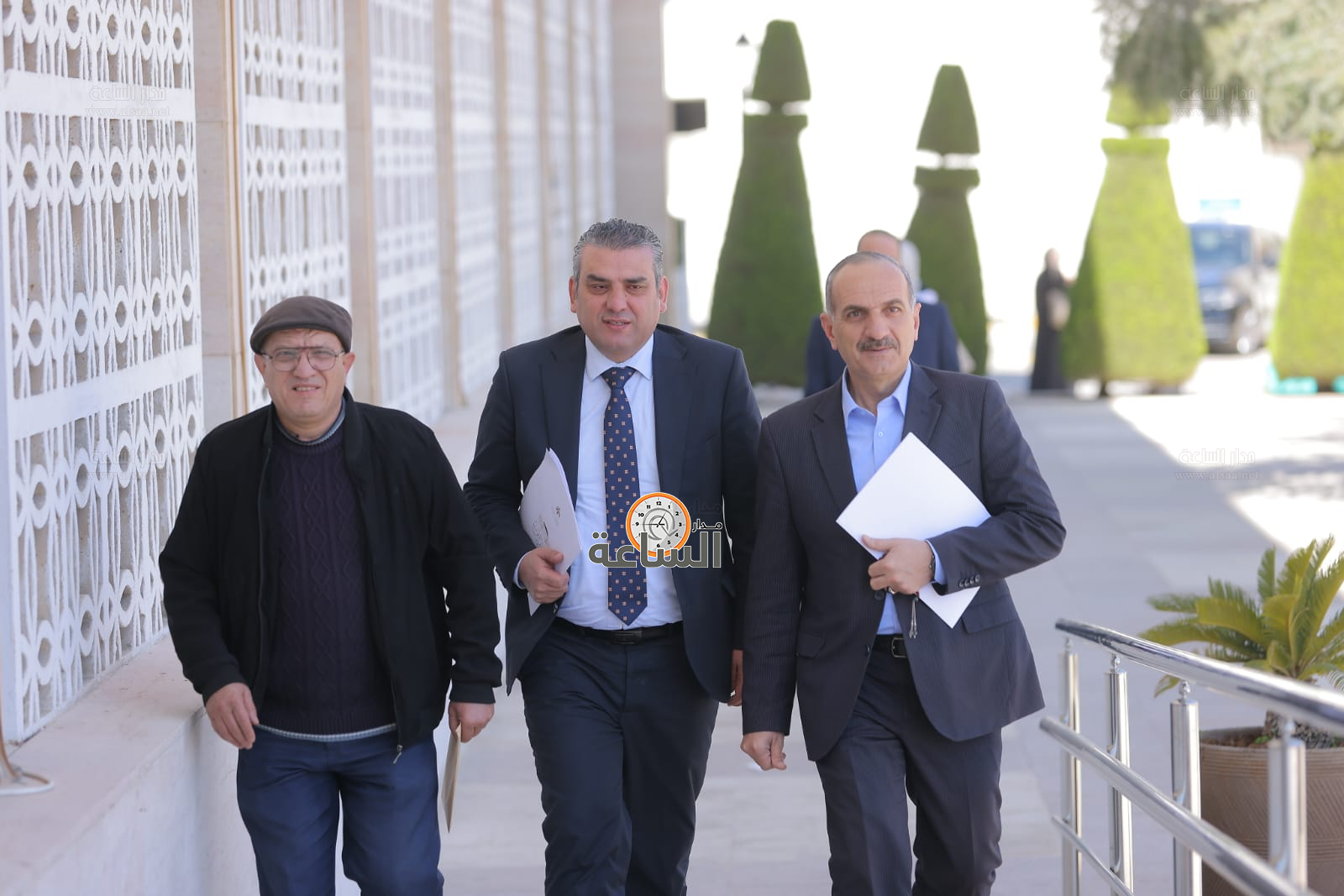 Madar Al-Saa Images 0.14888334476247977