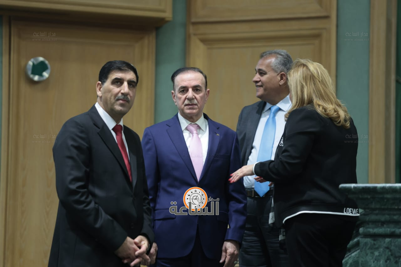 Madar Al-Saa Images 0.6463605193615944