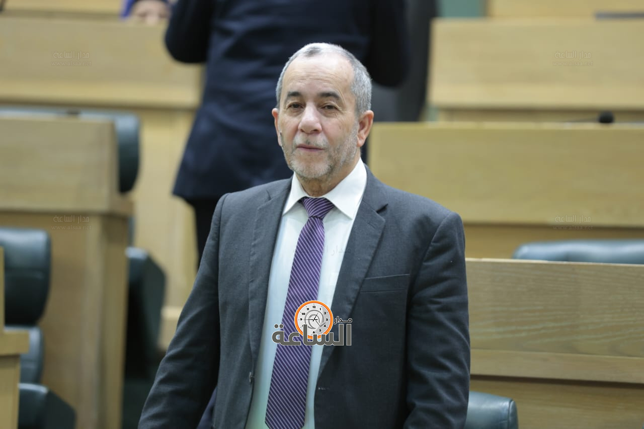 Madar Al-Saa Images 0.7704408446709508