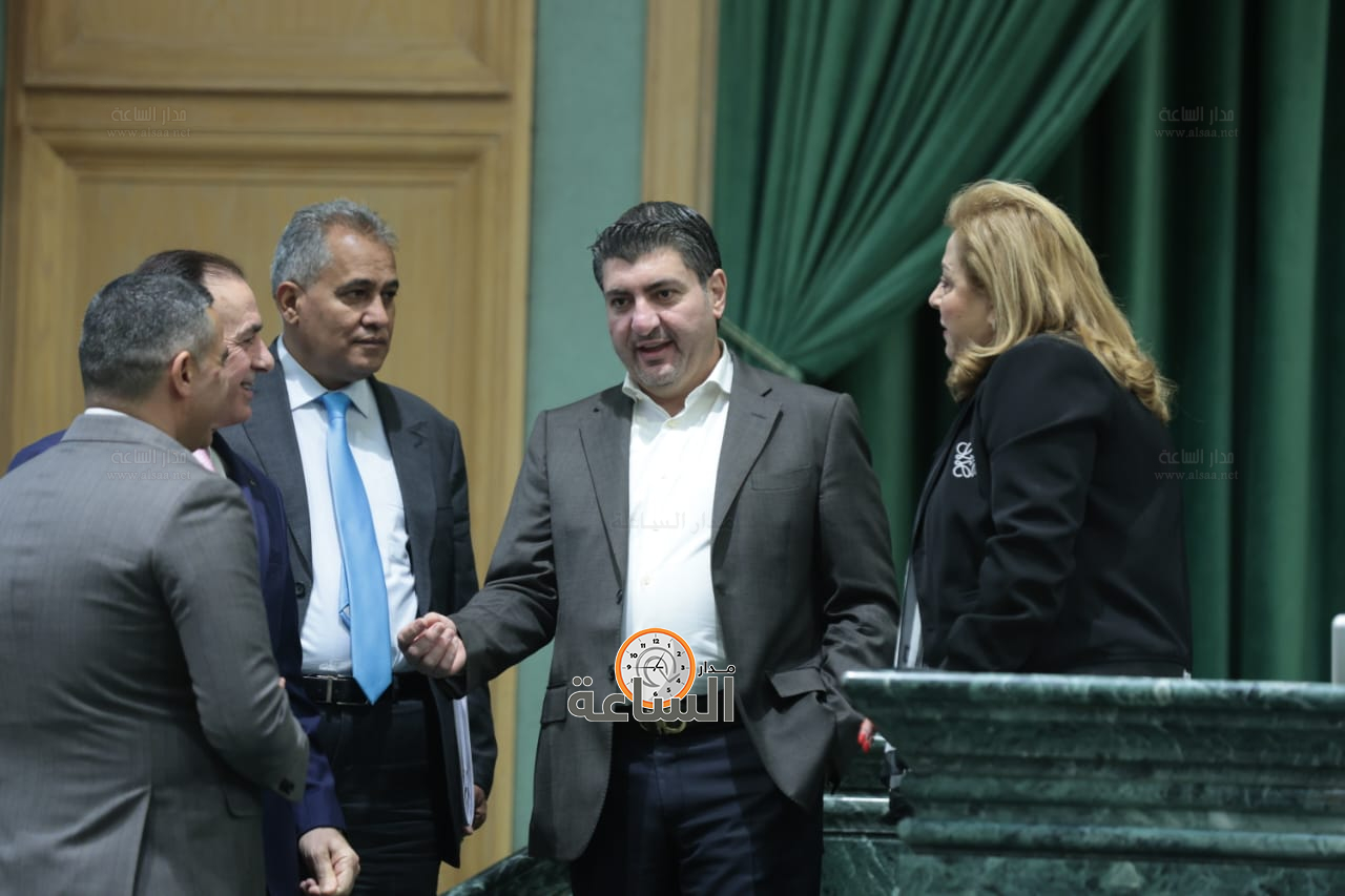 Madar Al-Saa Images 0.7895649283815613