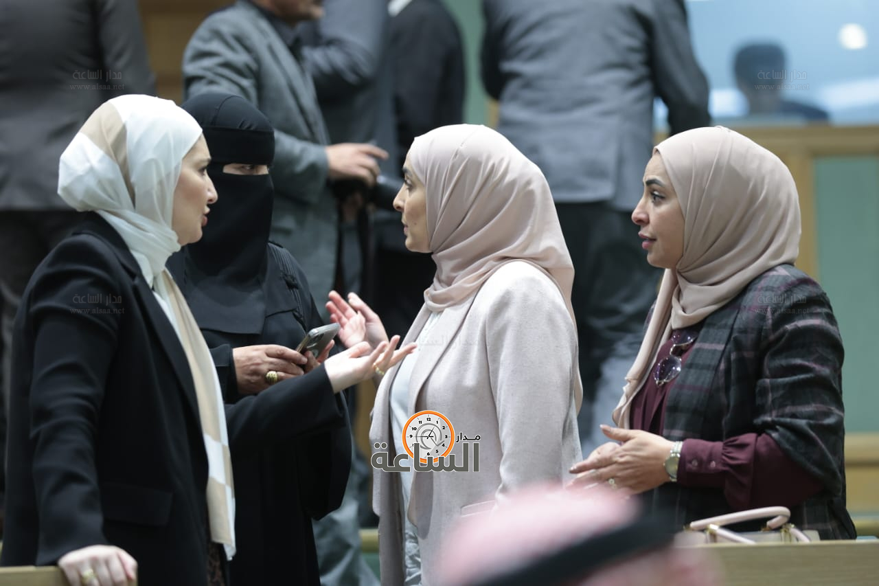 Madar Al-Saa Images 0.7128781833270201