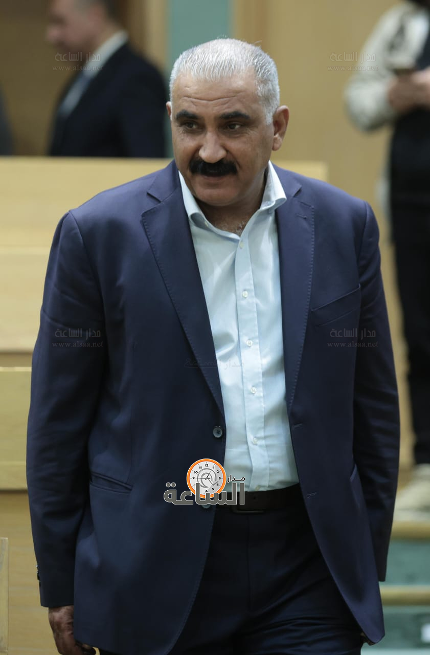 Madar Al-Saa Images 0.4421963660121415