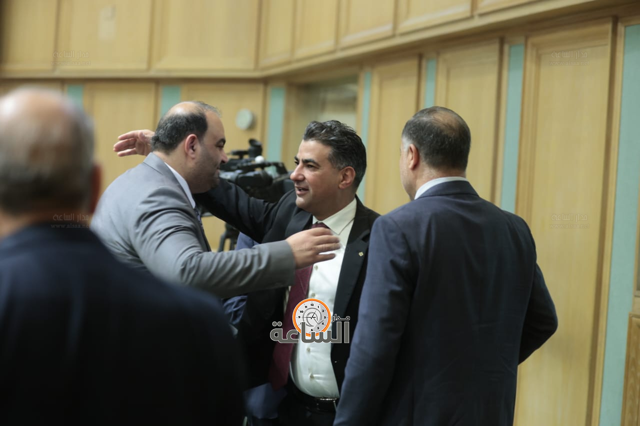 Madar Al-Saa Images 0.8844349706294716