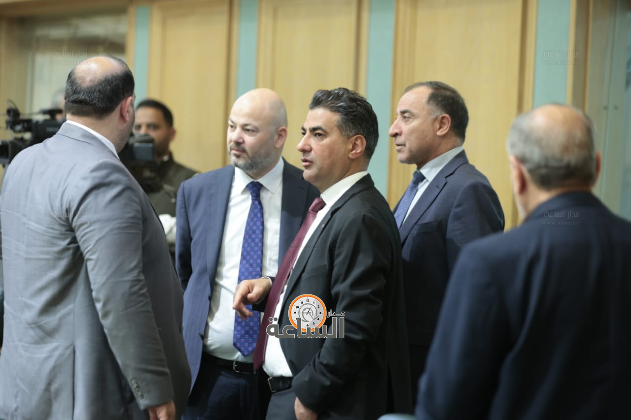 Madar Al-Saa Images 0.9980909915358085