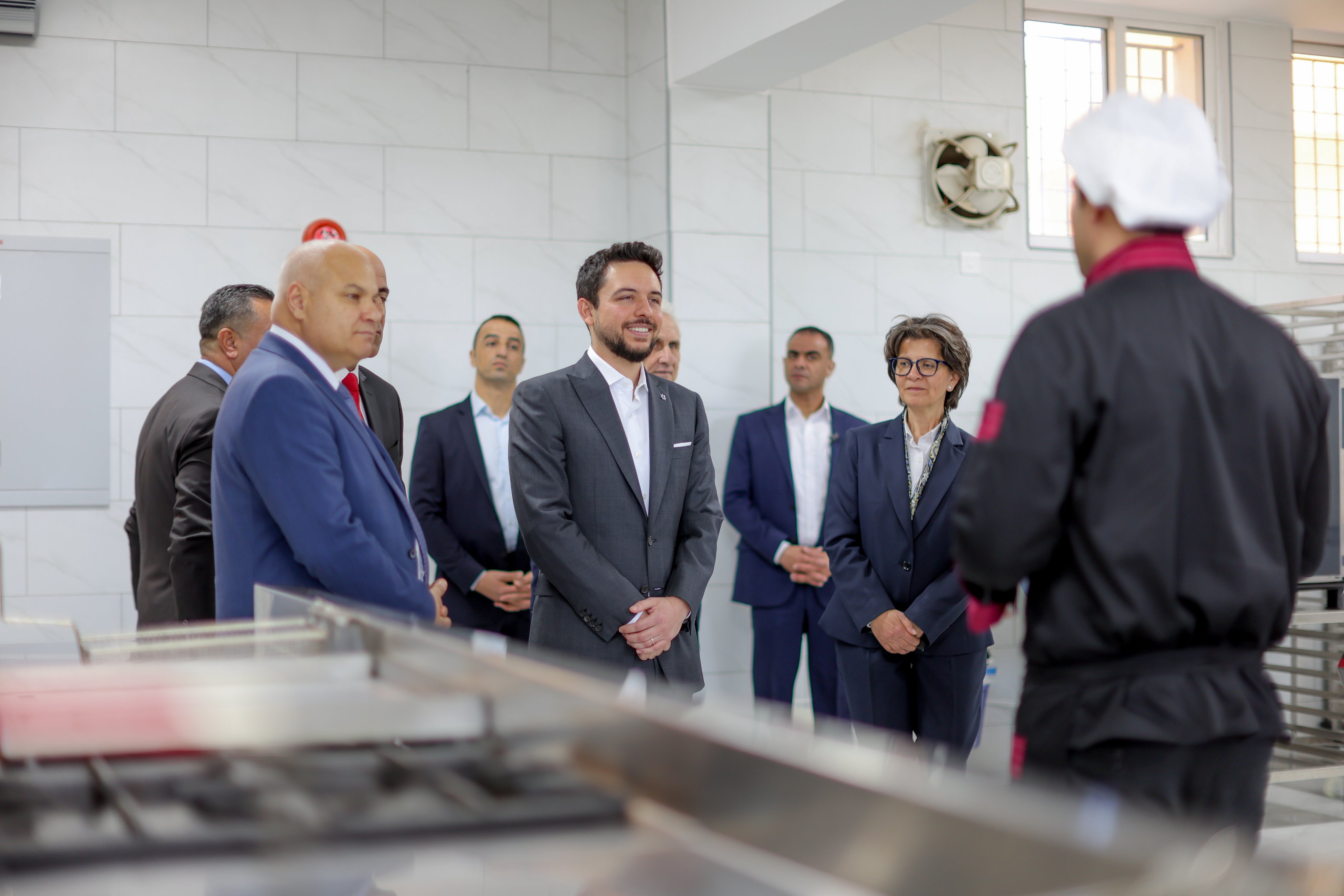 Madar Al-Saa Images 0.8990784114169399