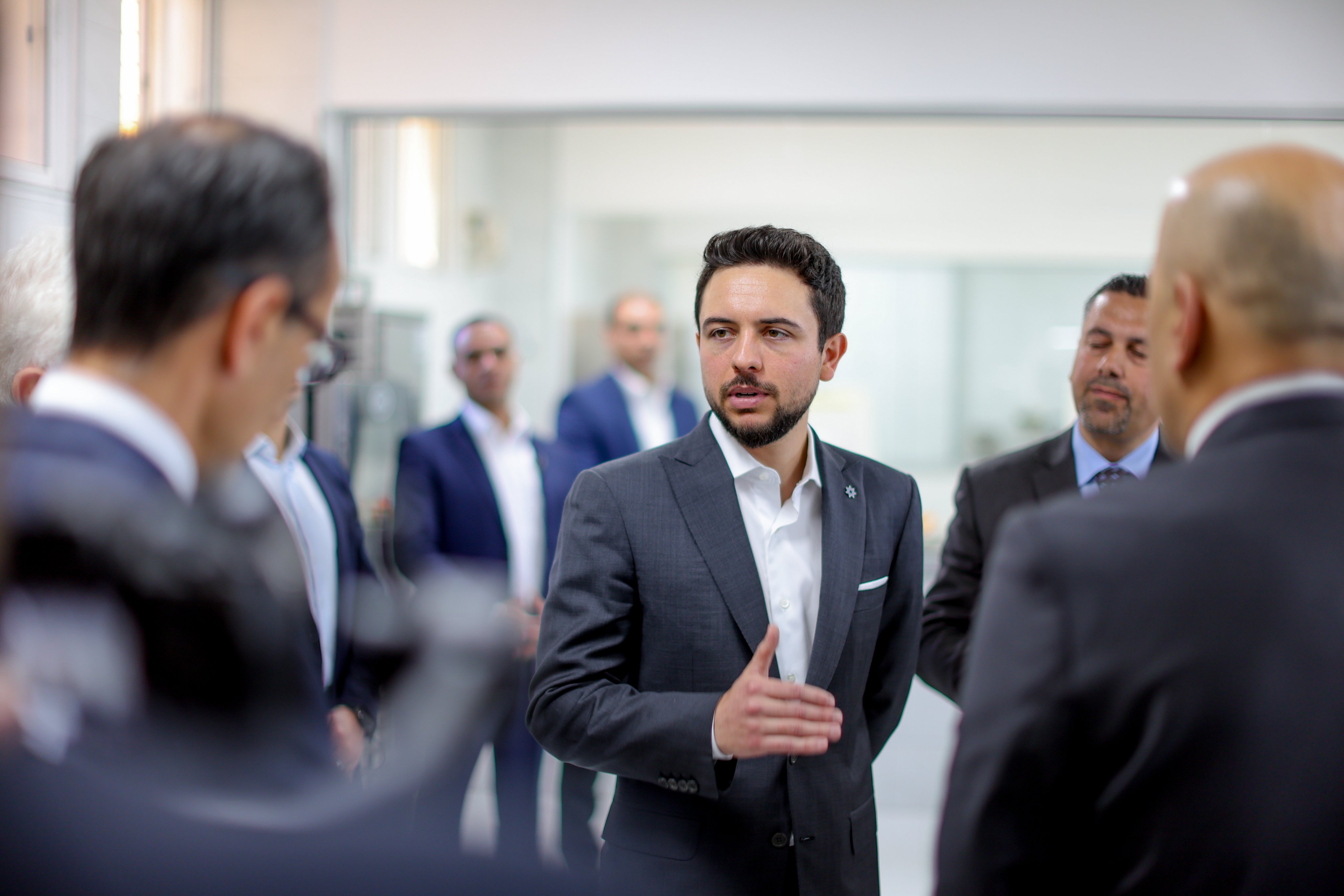 Madar Al-Saa Images 0.3455804854077895