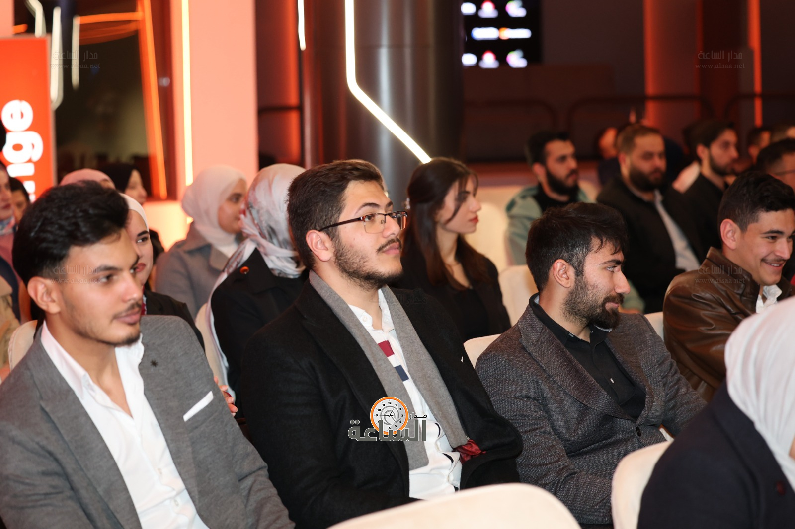 Madar Al-Saa Images 0.6387363452983301