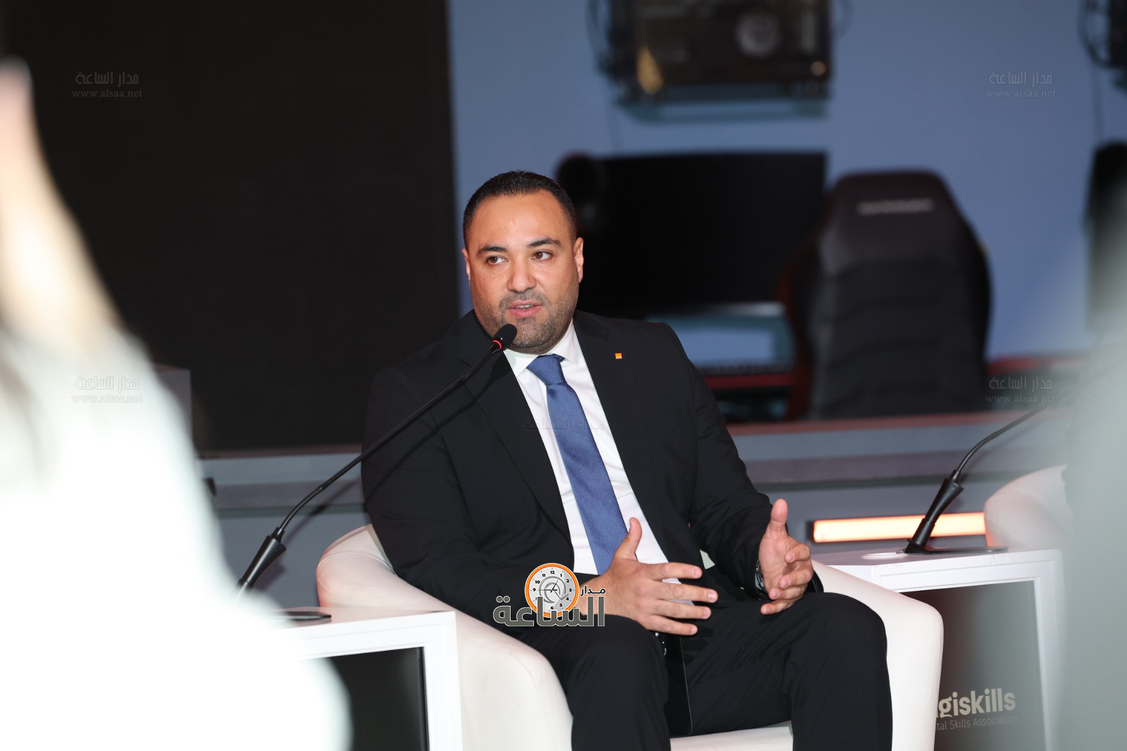 Madar Al-Saa Images 0.6378030103889447