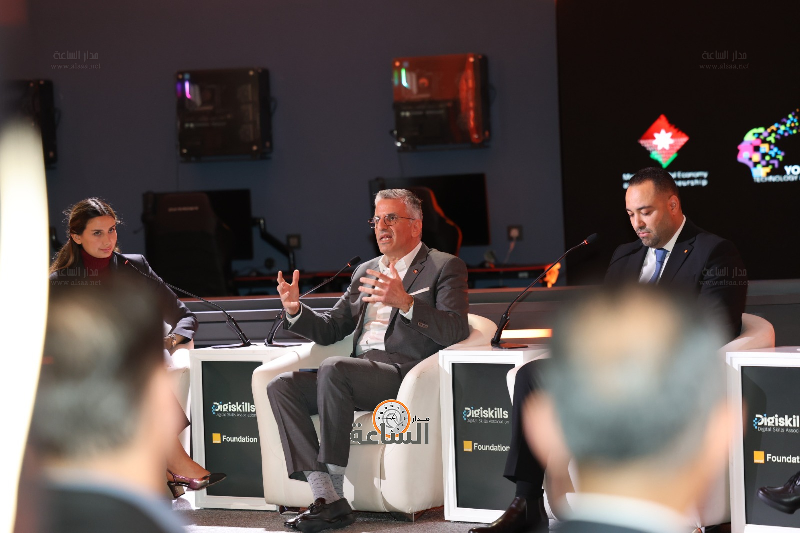 Madar Al-Saa Images 0.984120520011313