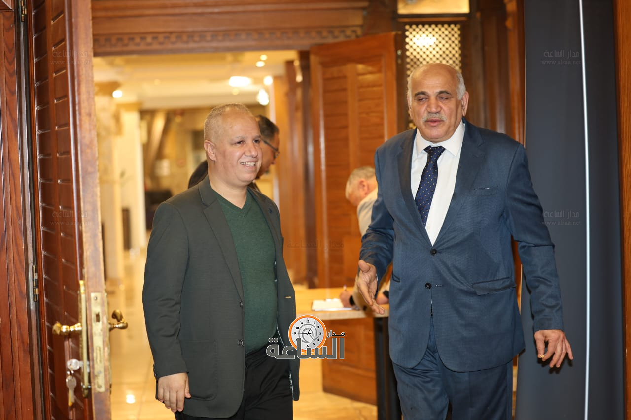 Madar Al-Saa Images 0.15274945285685515