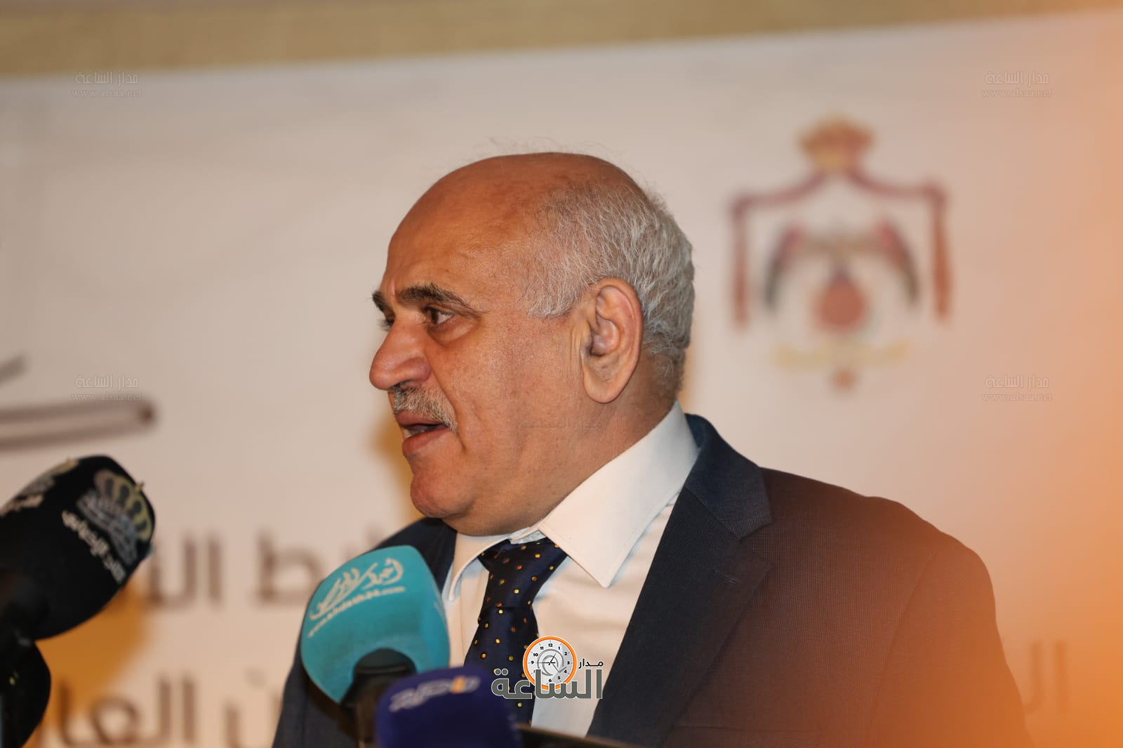 Madar Al-Saa Images 0.5618180216555704