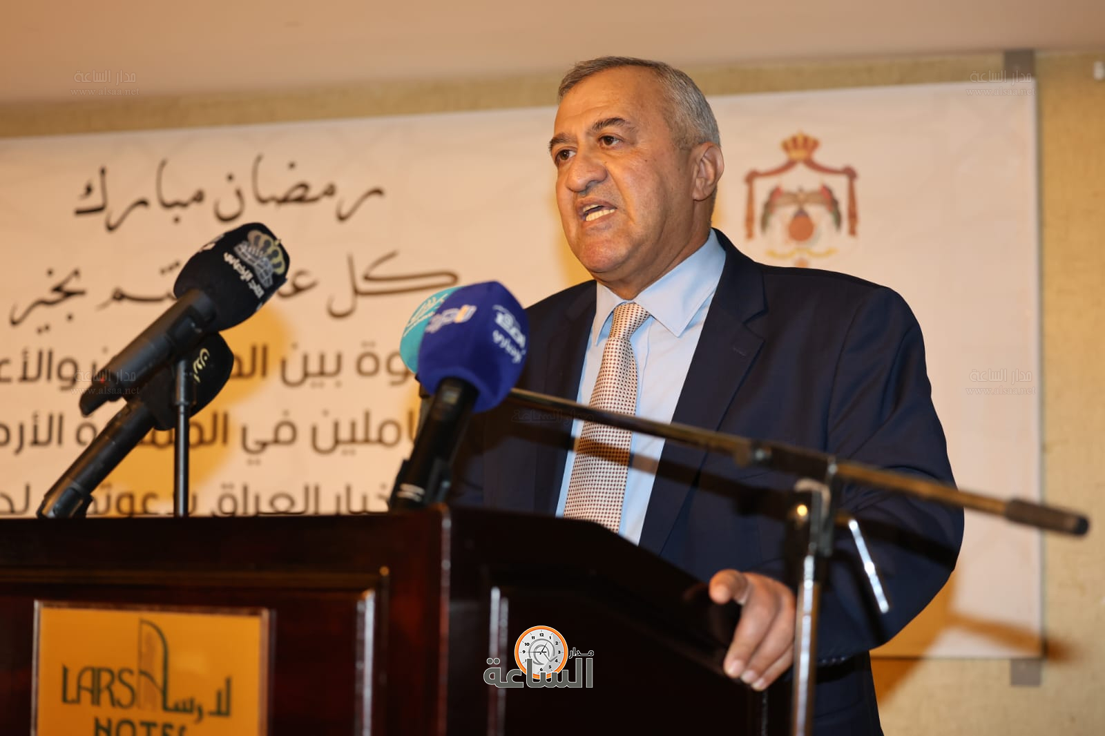 Madar Al-Saa Images 0.4865774221894763