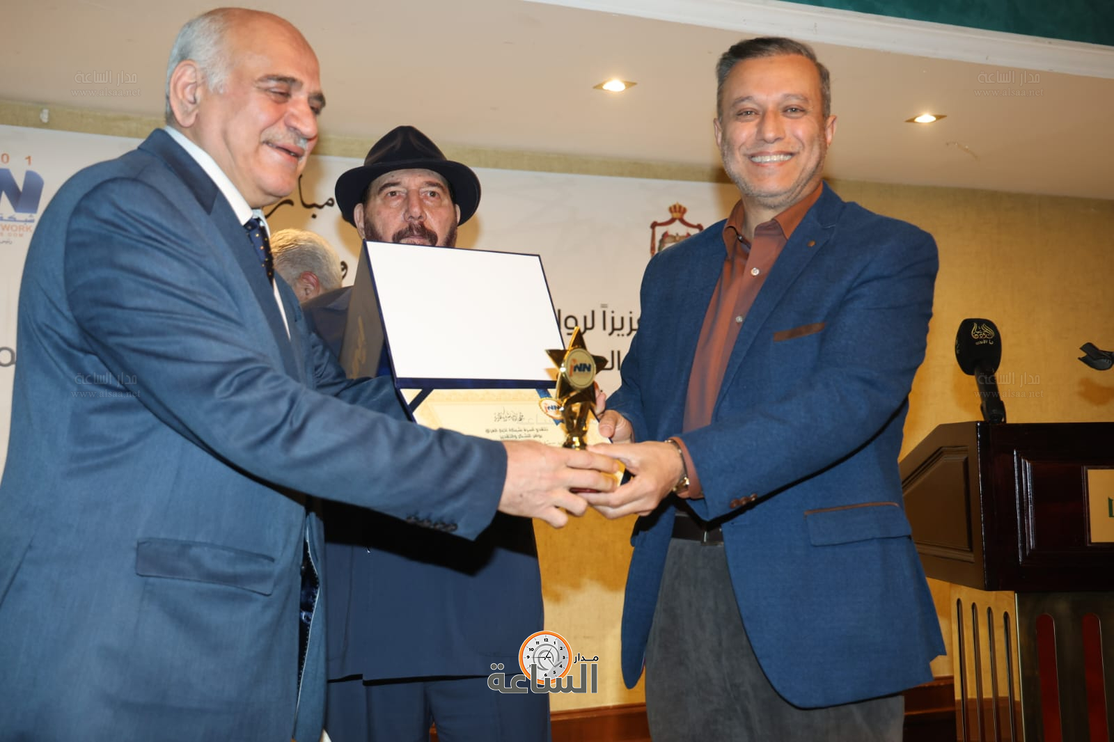 Madar Al-Saa Images 0.5187066176613755