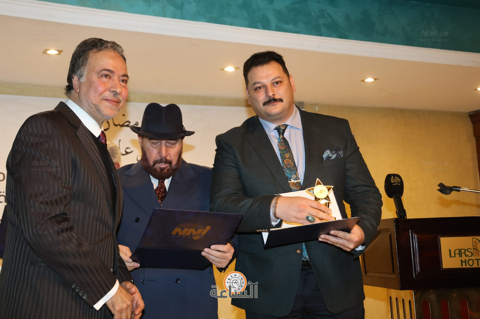 Madar Al-Saa Images 0.7240806363831771