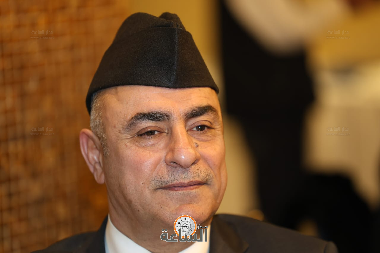 Madar Al-Saa Images 0.7922756241802049