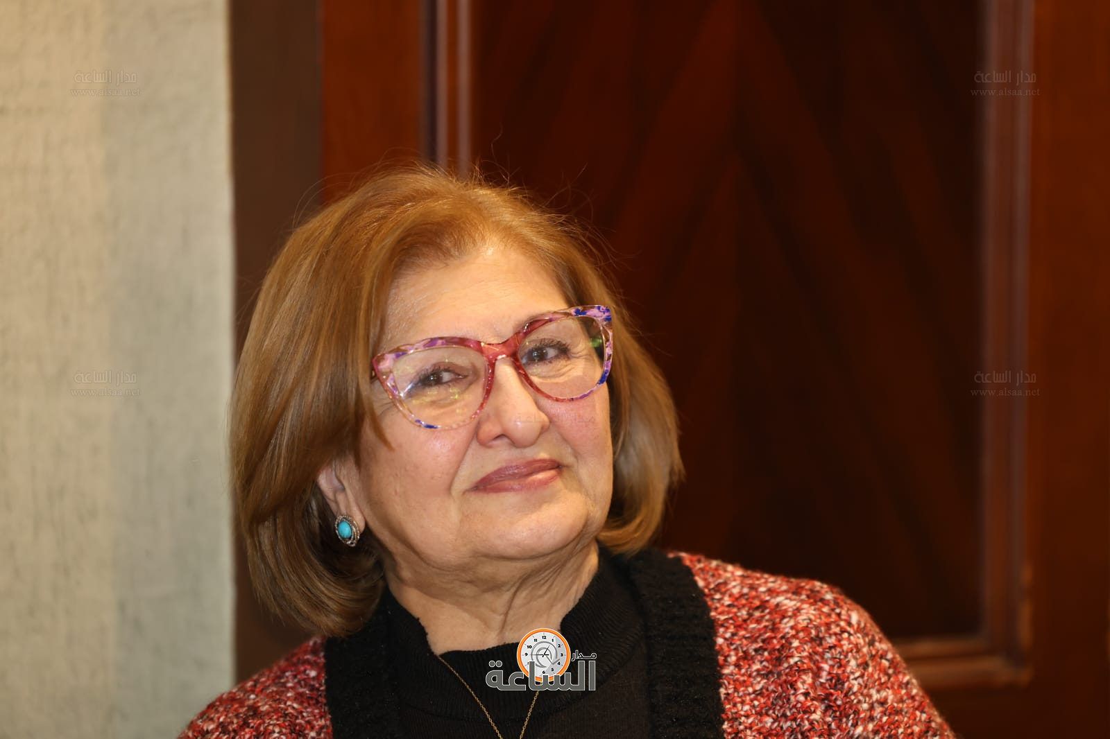 Madar Al-Saa Images 0.484274357864378