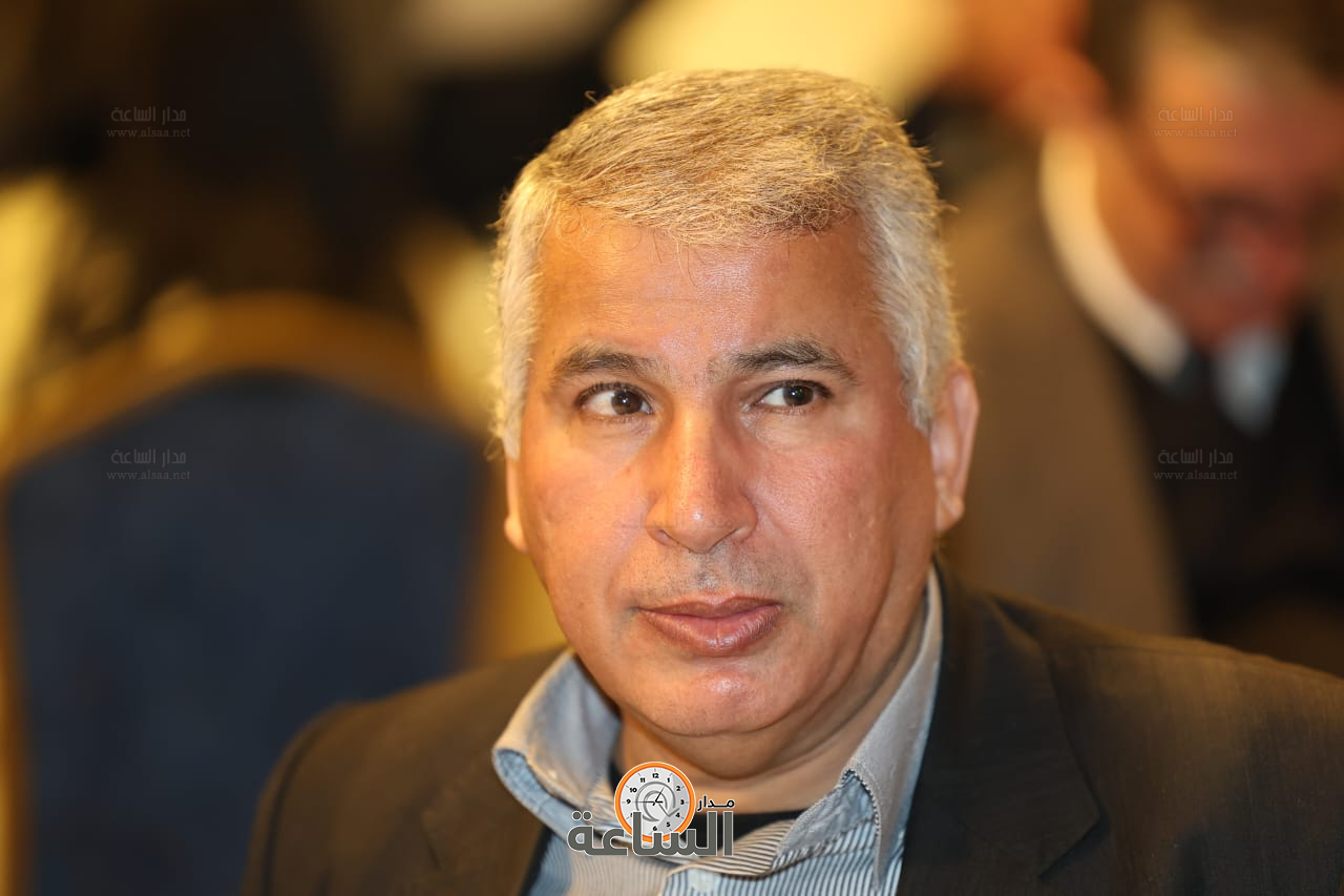 Madar Al-Saa Images 0.19806030173685585