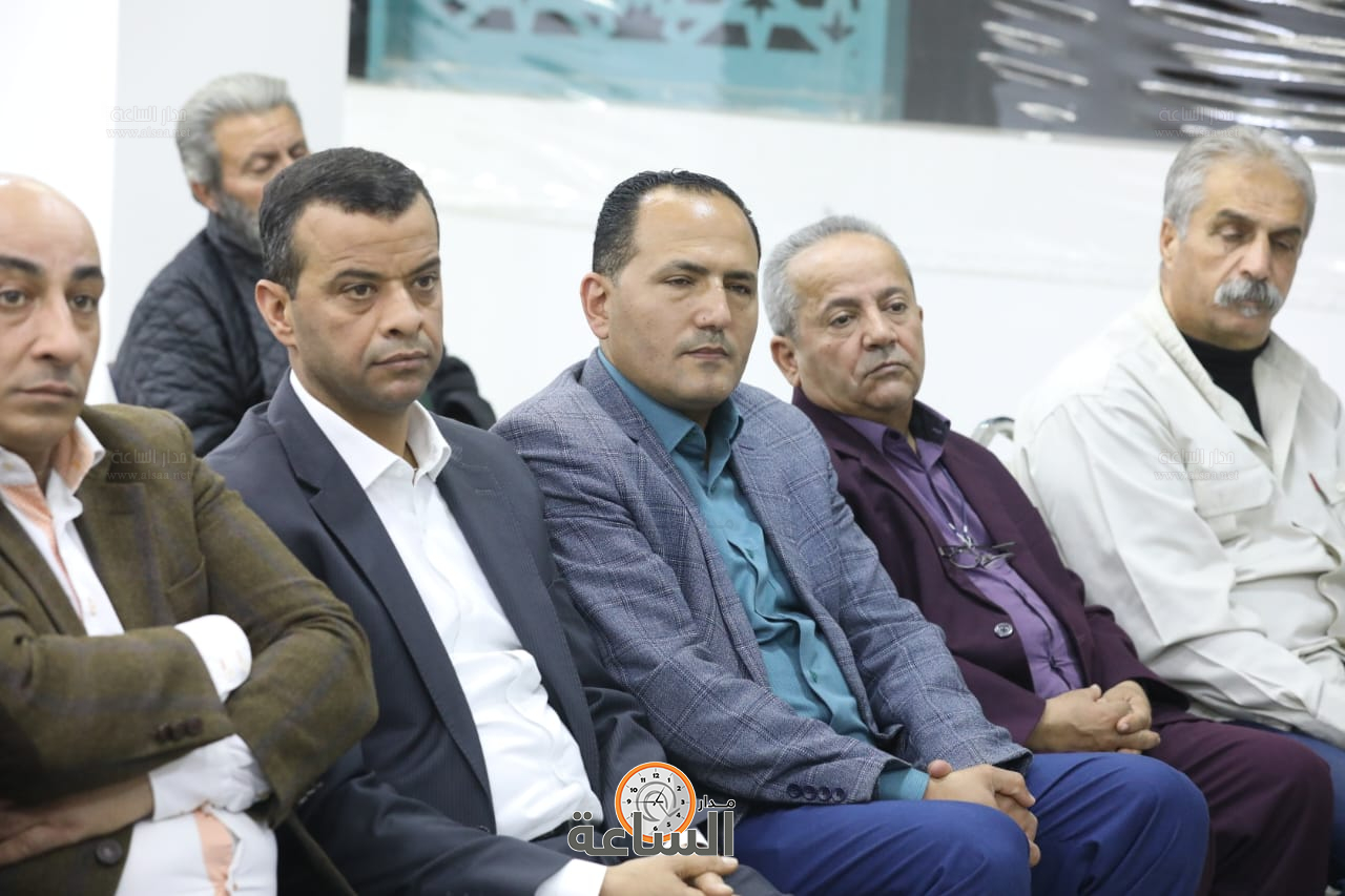 Madar Al-Saa Images 0.16227670615317225